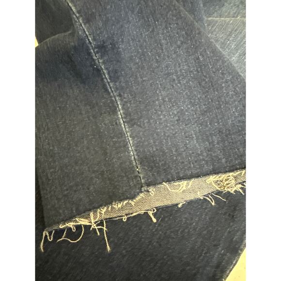 Hannah Size 14 Dark Wash Jeans Raw Hem Super Soft & Stretchy Very Flattering - Picture 5 of 6